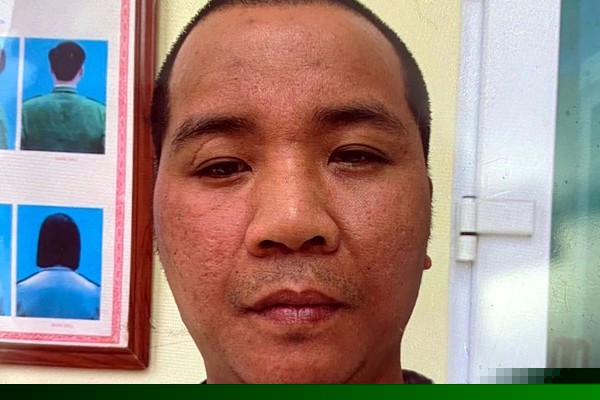 Đối tượng tại cơ quan công an.