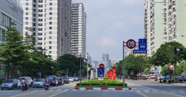 Bí thư Thành ủy Hà Nội: Áp dụng Chỉ thị 16 để bảo vệ an toàn tính mạng người dân!