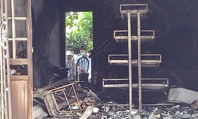 e4d8e4a793e57abb23f4