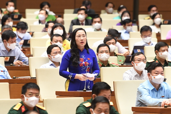 ca-nuoc-nhu-mot-co-the-song-khong-vi-co-cho-benh-ma-cat-roi.