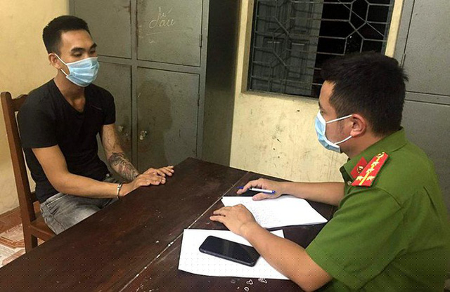 Nghi phạm Nguyễn Đức Thức tại cơ quan Công an.