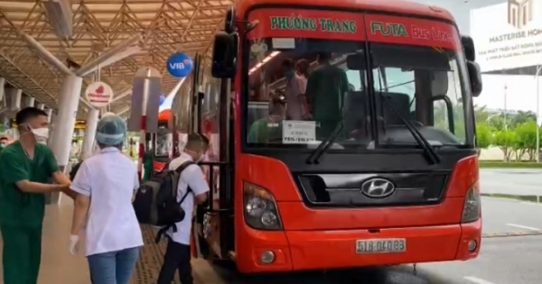 Hậu Giang tổ chức xe đón công nhân từ TP Hồ Chí Minh về quê nhà