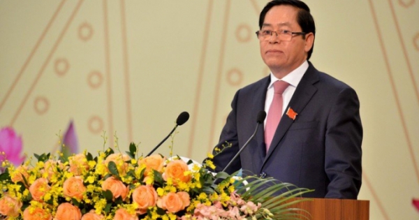 Bí thư Tỉnh ủy Bà Rịa - Vũng Tàu động viên người dân chung sức phòng chống dịch bệnh