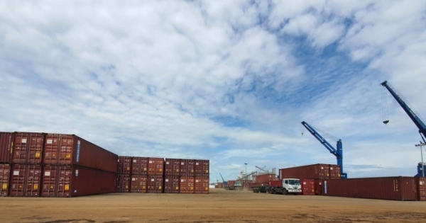 Nghệ An: Sản lượng hàng hóa thông qua cảng Cửa Lò tăng 17%