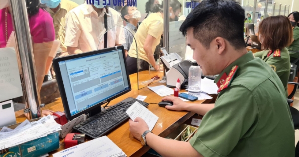 Bộ Công an bắt đầu triển khai cấp hộ chiếu phổ thông