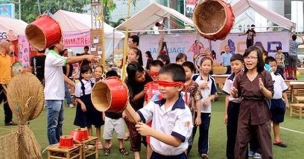 “Làng với tuổi thơ” có nhiều hoạt động hướng tới khách thiếu nhi