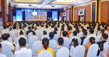 Hơn 600 cán bộ ngành y dự Hội thảo nâng cao kiến thức dinh dưỡng miễn dịch người lớn