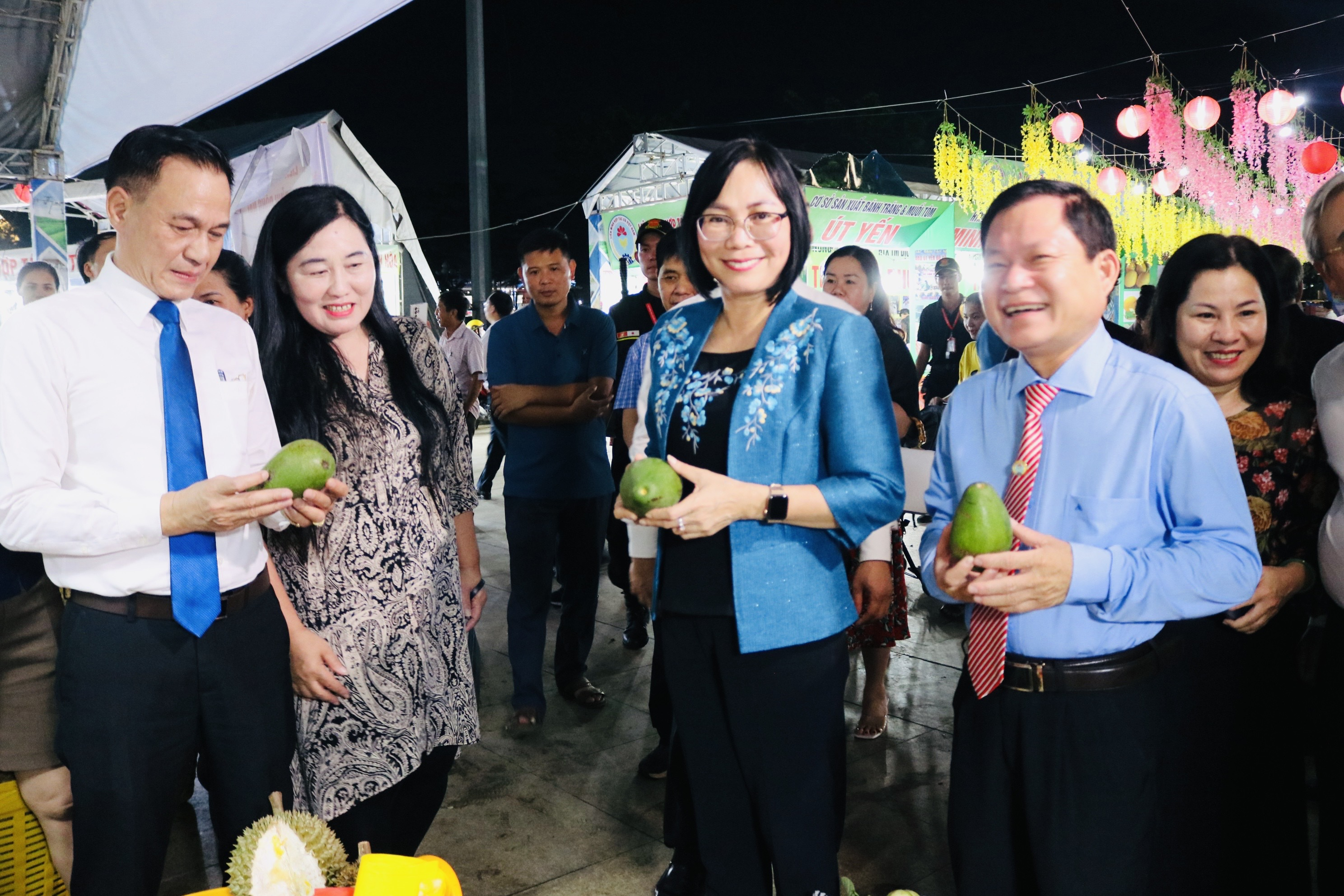 5261E285-8A9B-49F2-8FCC-7318B4D28DDD.