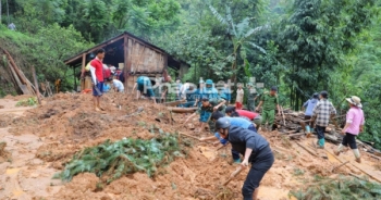 Sạt lở đất ở Hà Giang khiến 4 người trong 1 gia đình thương vong