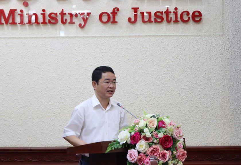 Tổng Biên tập Vũ Hoài Nam phát biểu khai mạc hội thảo.