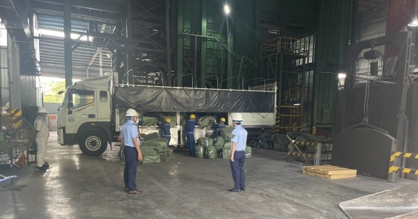 Tiêu hủy gần 3 tấn thịt vịt, trứng gà non không rõ nguồn gốc xuất xứ