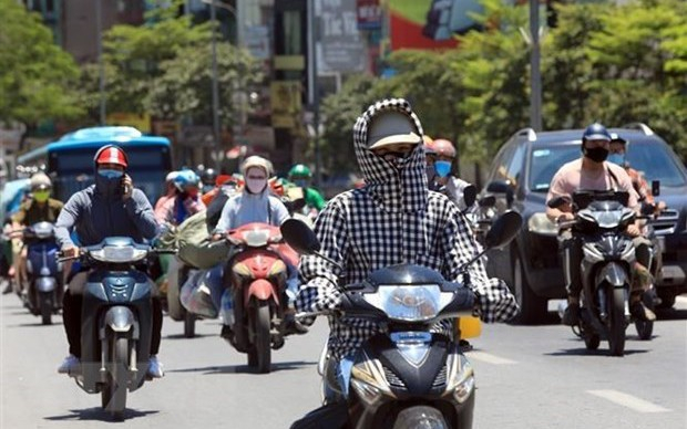 Miền Bắc đón nắng nóng đỉnh điểm trong hôm nay (12/7).