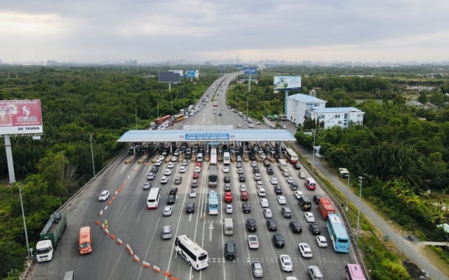 Đề nghị đẩy nhanh hàng loạt dự án giao thông trọng điểm