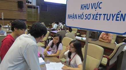 Đủ &ldquo;chi&ecirc;u&rdquo; thu h&uacute;t th&iacute; sinh