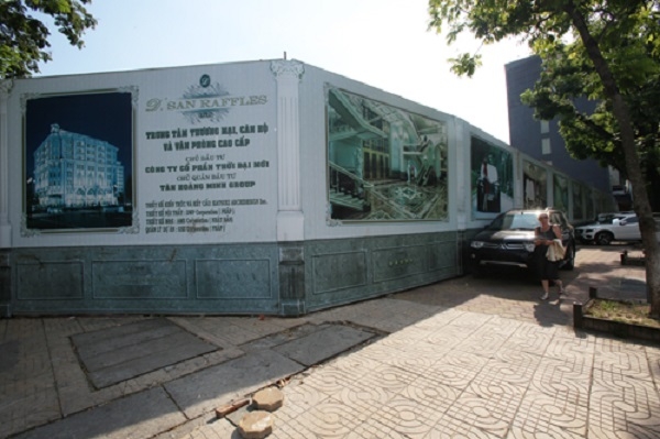 Khu đất v&agrave;ng đ&atilde; được chuyển đổi mục đ&iacute;ch x&acirc;y dựng th&agrave;nh kh&aacute;ch sạn 5 sao. Ảnh:Ngọc Th&agrave;nh.