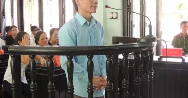 Huế: Giết bạn vì bị đánh do không biết mở cửa ô tô