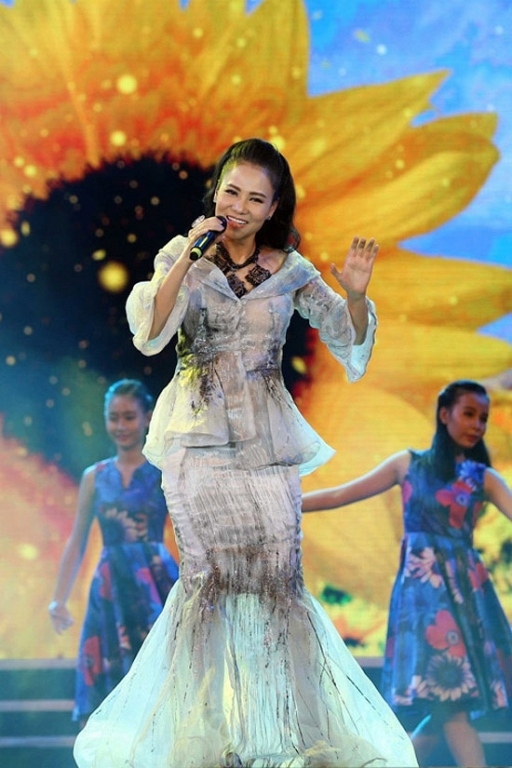 Thu Minh cũng l&agrave;