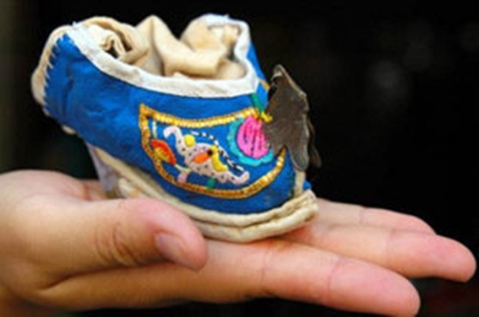 C&aacute;c c&ocirc; d&acirc;u cần phải c&oacute; &iacute;t nhất 4 đ&ocirc;i gi&agrave;y sen.