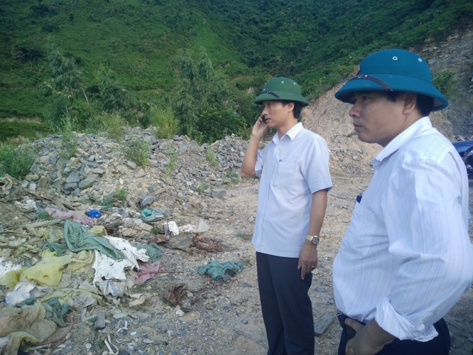 Đo&agrave;n kiểm tra đ&atilde; x&aacute;c định chủ nh&acirc;n của b&atilde;i r&aacute;c tr&ecirc;n l&agrave; Formosa, được gi&aacute;m đốc mỏ đ&aacute; mang về để ở đ&acirc;y.