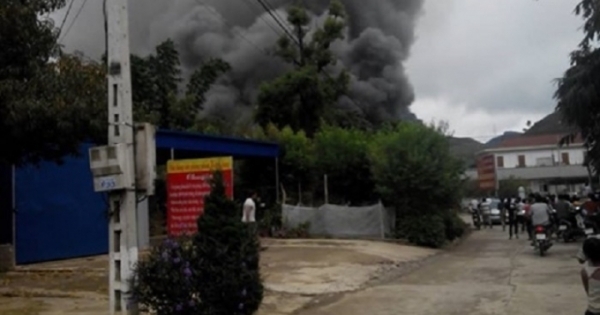 Sơn La: Cháy lớn tại trụ sở khối đoàn thể, 26 phòng bị thiêu rụi hoàn toàn