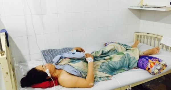 TP HCM: Mâu thuẫn tại xóm trọ, người phụ nữ bị đâm thủng bụng