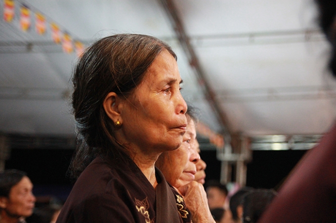 Th&aacute;ng 7 ng&agrave;y rằm x&aacute; tội vong nh&acirc;n đ&atilde; ăn s&acirc;u v&agrave;o tiềm thức mọi người d&acirc;n Việt, nhất l&agrave; người phật tử, c&agrave;ng tha thiết v&agrave; s&acirc;u lắng trong l&ograve;ng mỗi khi nghĩ đến c&ocirc;ng ơn cha mẹ.