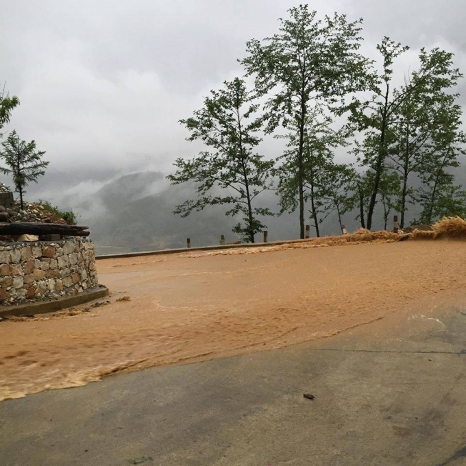 T&igrave;nh h&igrave;nh mưa gi&ocirc;ng tại c&aacute;c tỉnh v&ugrave;ng n&uacute;i ph&iacute;a Bắc vẫn diễn biến phức tạp. Ảnh: minh họa