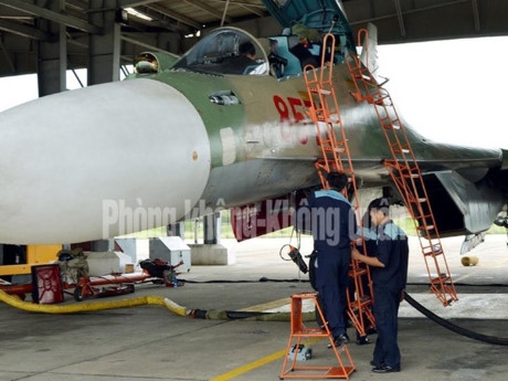 Việt Nam sắp c&oacute; ba trung đo&agrave;n trang bị ti&ecirc;m k&iacute;ch Su-30MK2