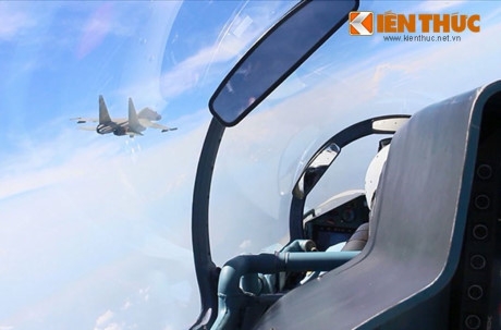 Việt Nam sắp c&oacute; ba trung đo&agrave;n trang bị ti&ecirc;m k&iacute;ch Su-30MK2