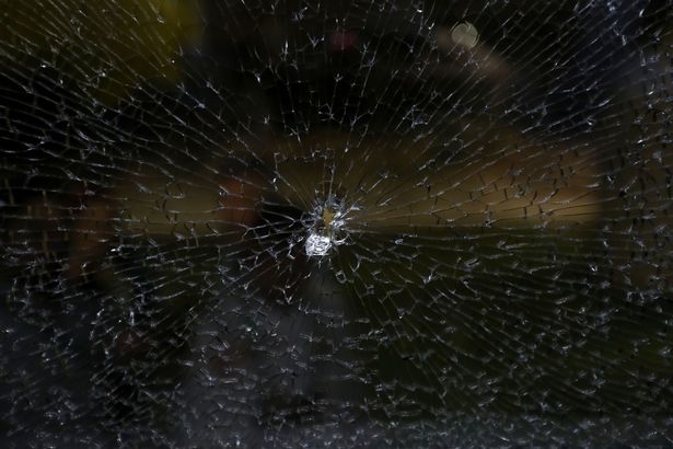 Vết đạn tại hiện trường. (Ảnh: David Davies)