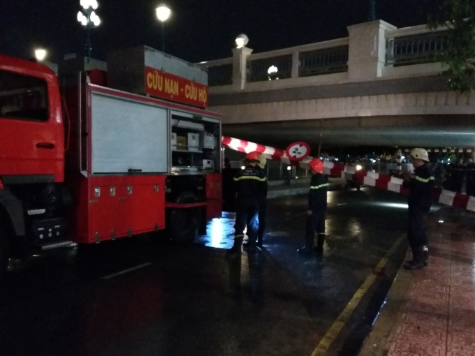 Xe cứu hộ cũng được điều động đến hiện trường