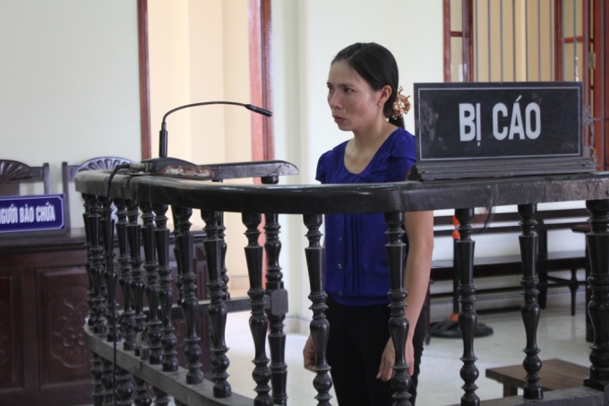 Vận chuyển 168 kg thuốc nổ để b&aacute;n lại kiếm lời, Đường Thị H&agrave; bị TAND tỉnh Nghệ An tuy&ecirc;n phạt mức &aacute;n 9 năm t&ugrave; giam.