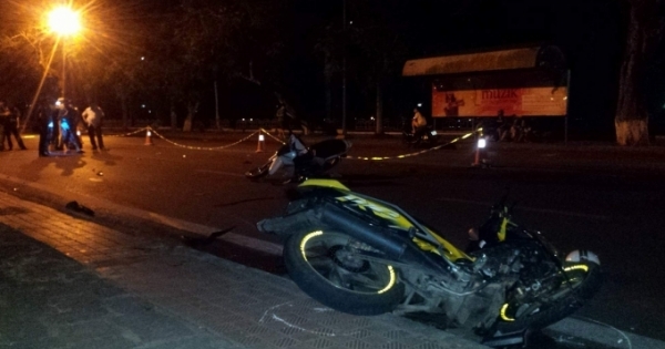 Huế: Trong đêm khuya va chạm kinh hoàng giữa 2 xe máy, 4 người thương vong