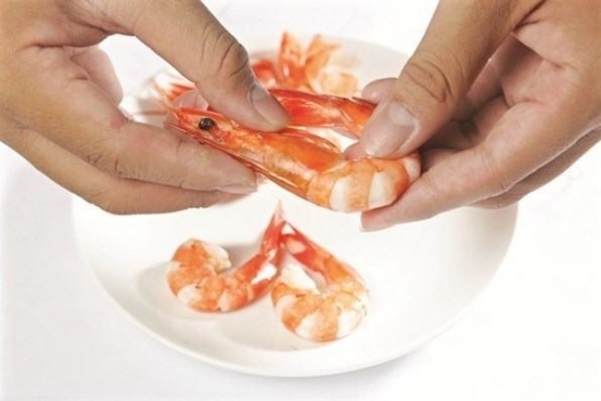 T&ocirc;m l&agrave; một trong những thực phẩm gi&agrave;u đạm, canxi....