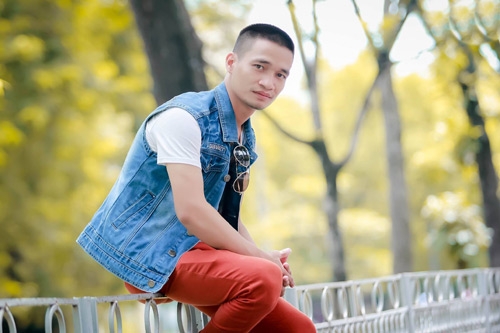 Tung bộ ảnh mới, Lệ Rơi đang d&ugrave;ng chi&ecirc;u tr&ograve; để t&aacute;i xuất showbiz?