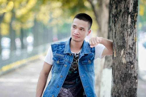 Tung bộ ảnh mới, Lệ Rơi đang d&ugrave;ng chi&ecirc;u tr&ograve; để t&aacute;i xuất showbiz?