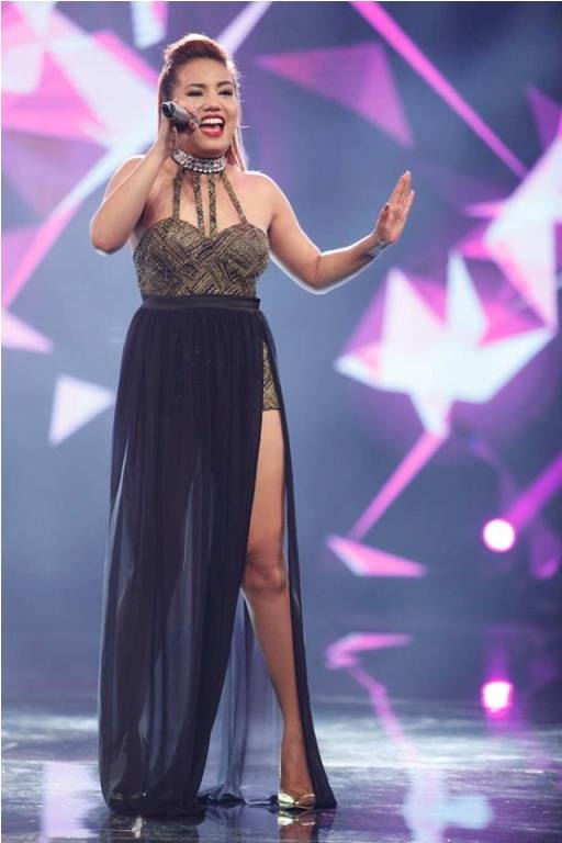 Janice Phương thể hiện ca kh&uacute;c