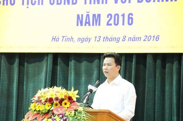 Chủ tịch UBND tỉnh H&agrave; Tĩnh: Ai s&aacute;ch nhiễu h&atilde;y nhắn tin cho t&ocirc;i.