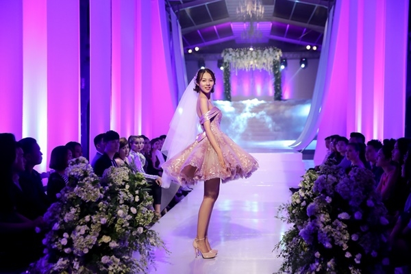 Ph&iacute; Phương Anh trong tập 6.