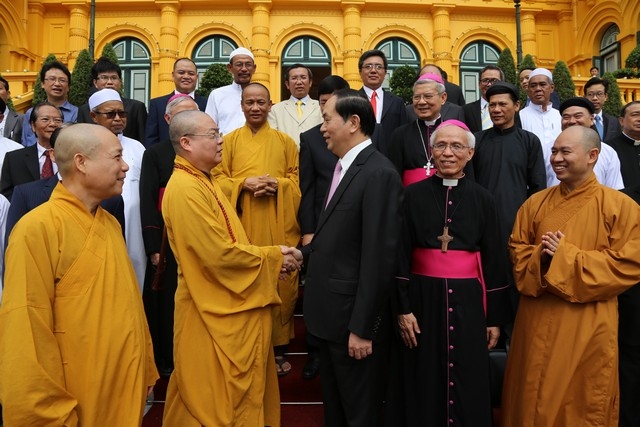 Chủ tịch nước Trần Đại Quang đ&oacute;n tiếp c&aacute;c chức sắc t&ocirc;n gi&aacute;o