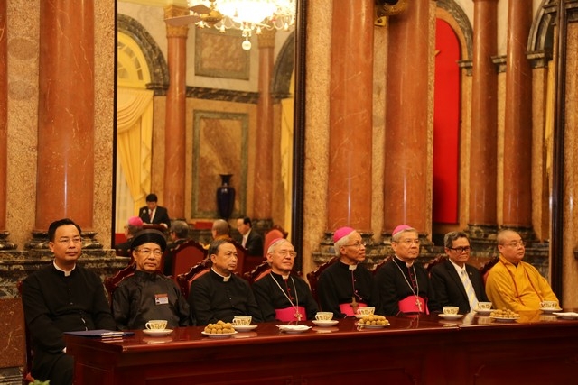 Chủ tịch nước Trần Đại Quang đ&oacute;n tiếp c&aacute;c chức sắc t&ocirc;n gi&aacute;o