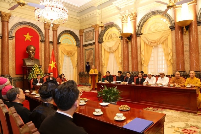 Chủ tịch nước Trần Đại Quang đ&oacute;n tiếp c&aacute;c chức sắc t&ocirc;n gi&aacute;o