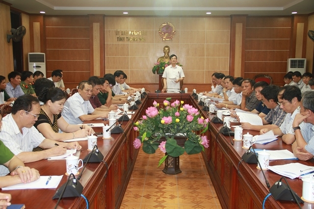 Cuộc họp khẩn cấp được tổ chức trong đ&ecirc;m 18/8 nhằm đưa ra phương &aacute;n ứng ph&oacute; với cơn b&atilde;o số 3.