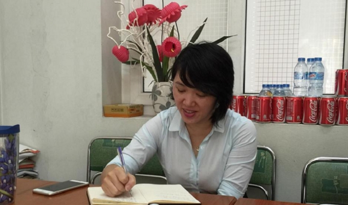 B&agrave; Phạm Thị Thu Phương-Ph&oacute; hiệu trường trường tiểu học Ban Mai l&agrave;m việc với ph&oacute;ng vi&ecirc;n Phapluatplus.vn.