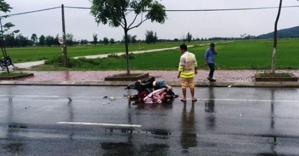 Hà Tĩnh: Tai nạn kinh hoàng khiến hai cô gái tử vong tại chỗ