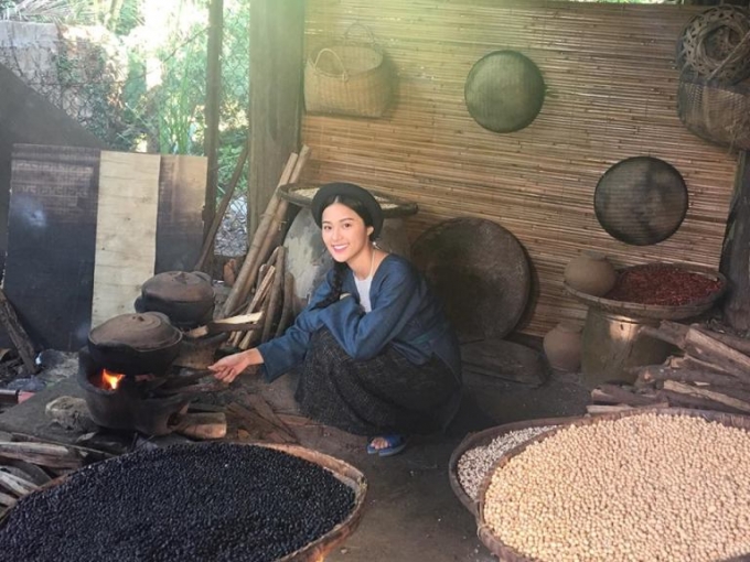 Hạ Vi bất ngờ đăng ảnh hậu trường phim Tấm C&aacute;m g&acirc;y sốt