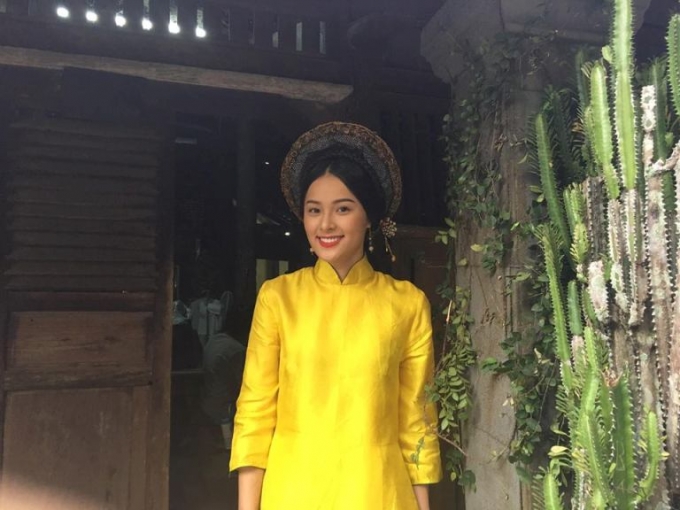 Những trang phục trong phim được đầu tư kh&aacute; kĩ lưỡng.