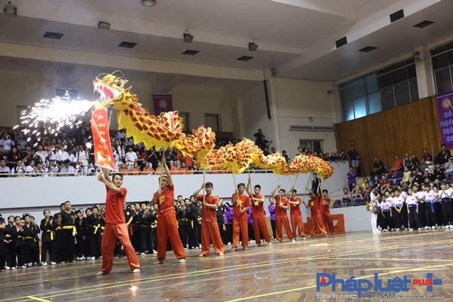 Ch&iacute;nh v&otilde; thuật đ&atilde; gi&uacute;p cho ch&uacute;ng ta đo&agrave;n kết hơn, c&ugrave;ng nhau giữ g&igrave;n bảo vệ tổ quốc th&acirc;n y&ecirc;u trước c&aacute;c thế lực th&ugrave; địch v&agrave; giặc ngoại x&acirc;m.