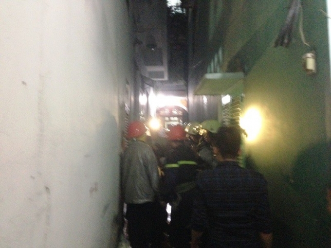 Căn nh&agrave; nằm s&acirc;u trong hẻm.