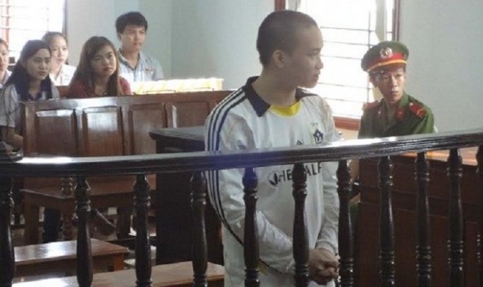 Bị c&aacute;o L&ecirc; Văn T&iacute;nh tại phi&ecirc;n t&ograve;a.